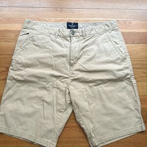 American Eagle Light Khaki Men’s Shorts